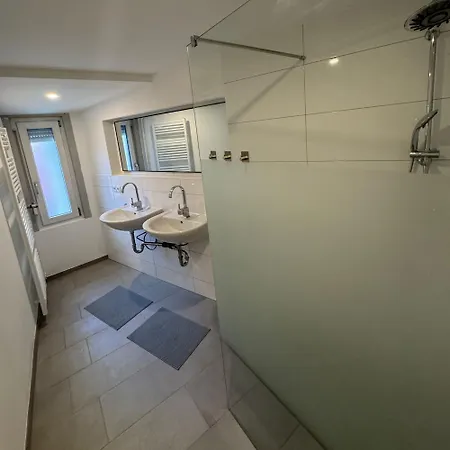 Monteurzimmer In Und Umgebung Apartment